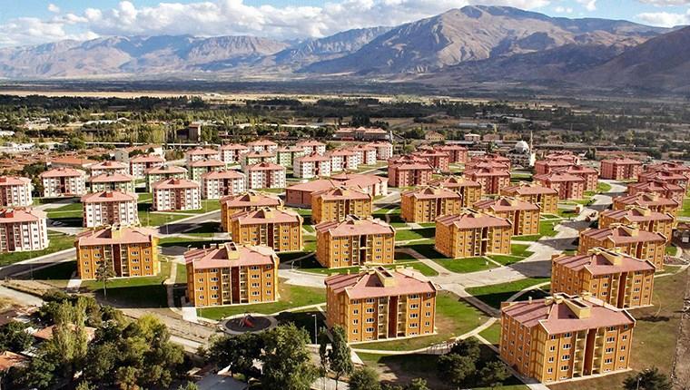 TOKİ'nin Erzincan'da 1,500 konut inşaatı devam ediyor