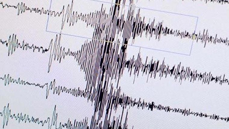 Yeni Zelanda, 7.4 büyüklüğünde depremle sallandı