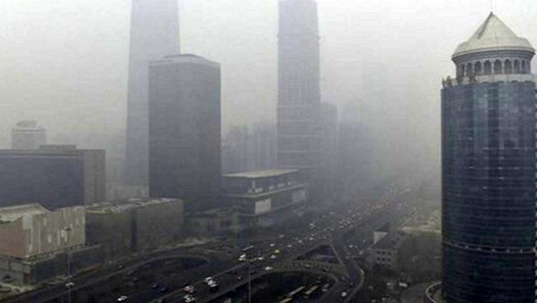 Çin'de hava kirliliğine neden olan bin 315 firmaya ceza!