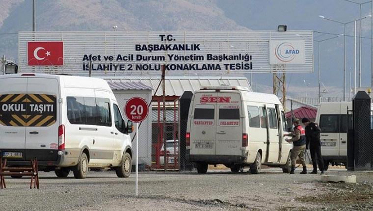 Türkmenler, Kahramanmaraş'taki konteyner kente sevk ediliyor 