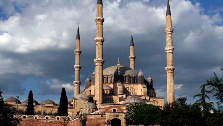 Selimiye'ye dünyanın dört bir yanından ziyaretçi akını 