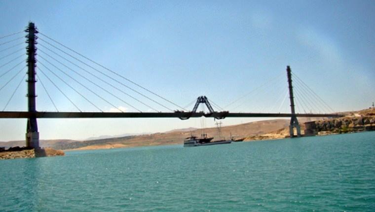 Ağın Köprüsü ile Elazığ-Ağın arası 44 kilometre kısaldı