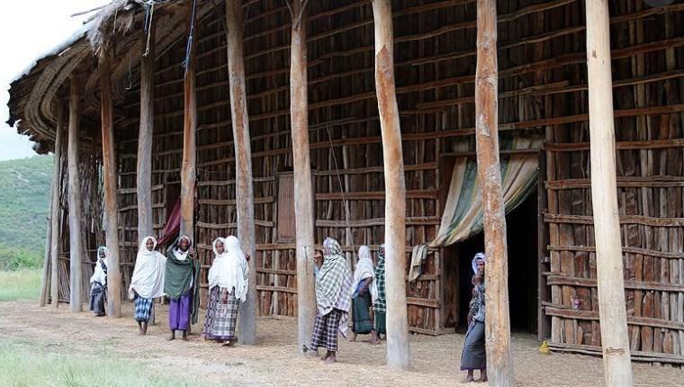 Etiyopya'da 40 direk üzerine kurulu Tur-u Sina Camii