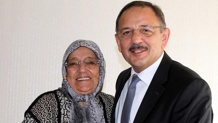 Mehmet Özhaseki'nin tedavi gören annesi vefat etti 