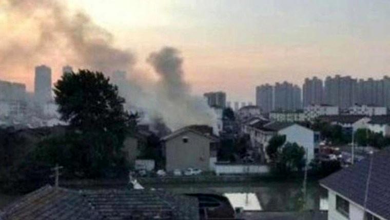 Çin'de iki katlı binada yangın çıktı!