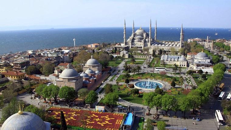 İstanbul'un turizm kaybı 4 milyar liraya ulaştı!