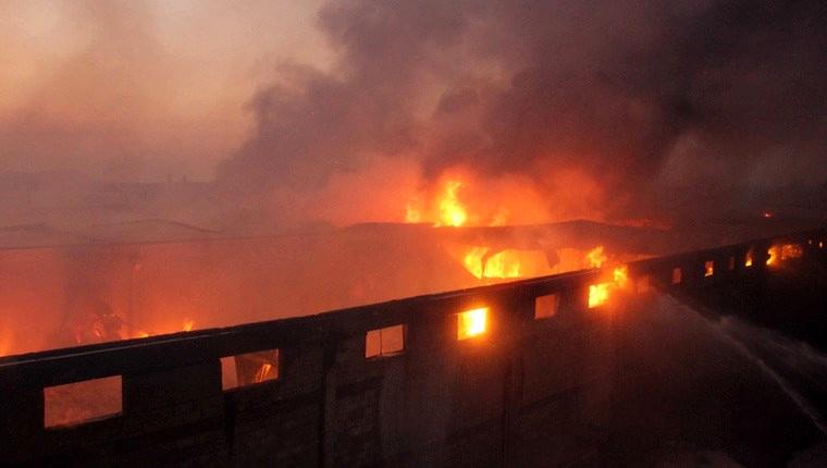 Gaziantep'teki iplik fabrikasında yangın!