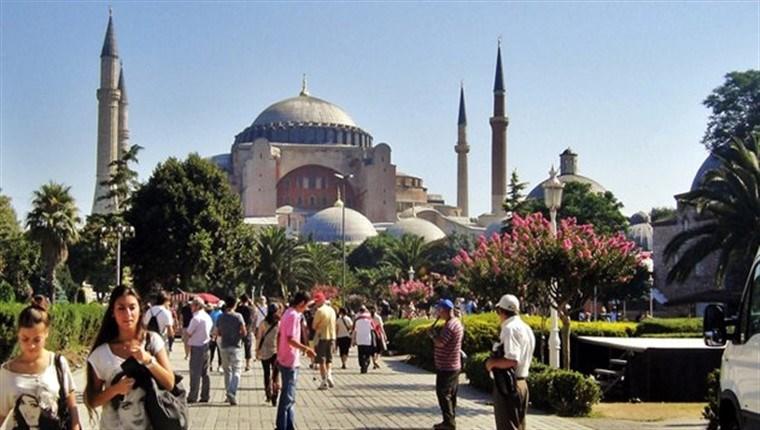 İstanbul'a gelen turist sayısı arttı!