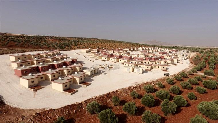 Suriye'de 100 evlik Rahmet Yaşam Köyü açıldı!