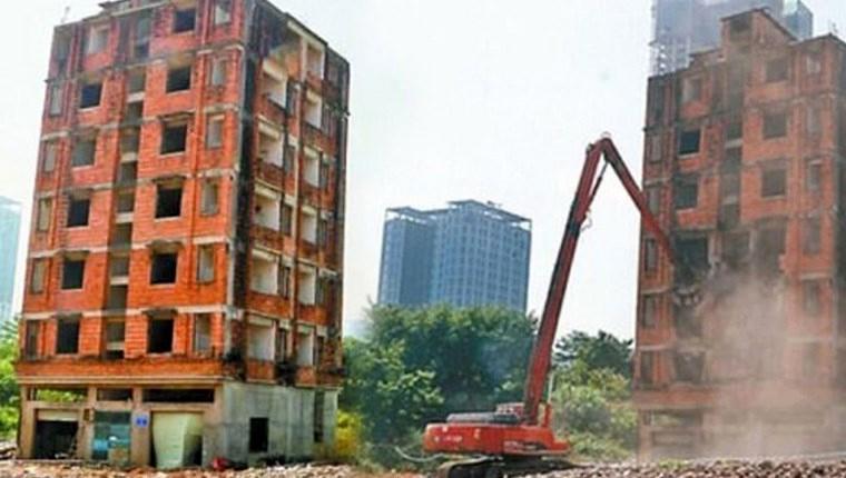 Çin'de 7 yıldır yıkıma direnen bina için yıkım izni!