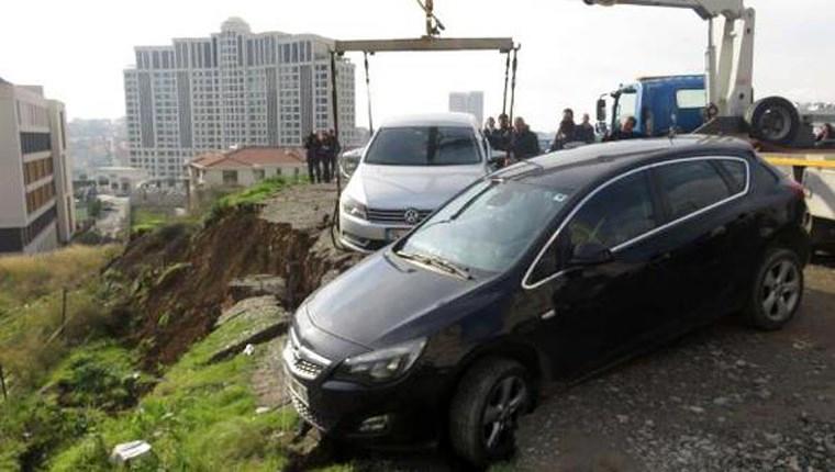 Ataşehir'de toprak kaydı, araçlar toprak altında kaldı!