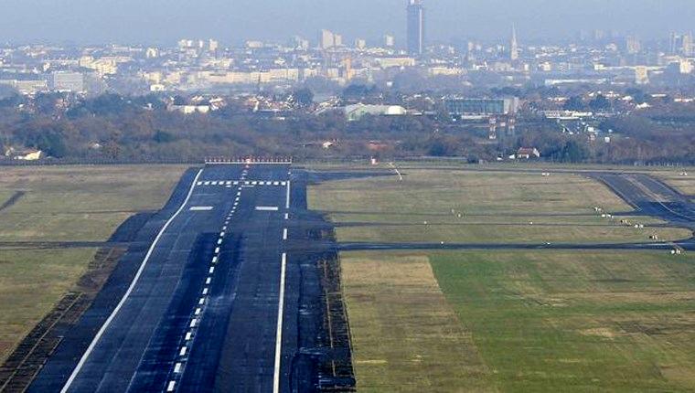 Fransa’da 53 yıllık havaalanı projesi iptal edildi