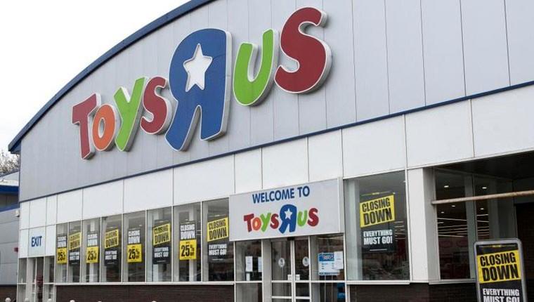 Oyuncak devi Toys R Us çöktü! 106 mağazası kapanıyor