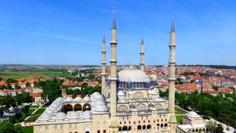 Edirne'deki Selimiye Camisi yenilenme için gün sayıyor
