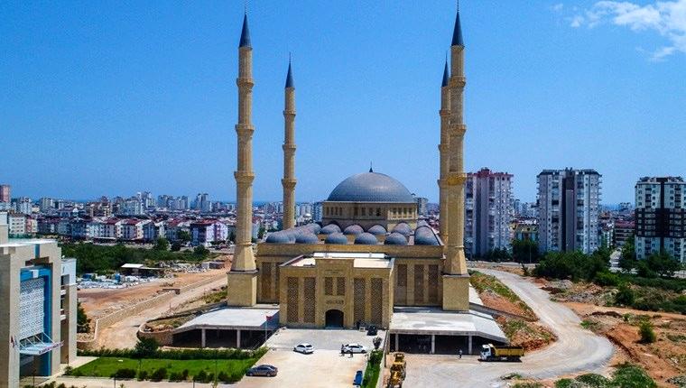 15 bin kişilik Akdeniz Üniversitesi Camisi yıl sonunda açılacak 