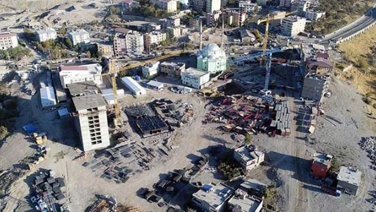 Şırnak'ta teröristlerin yıktığı evler yeniden inşa ediliyor!