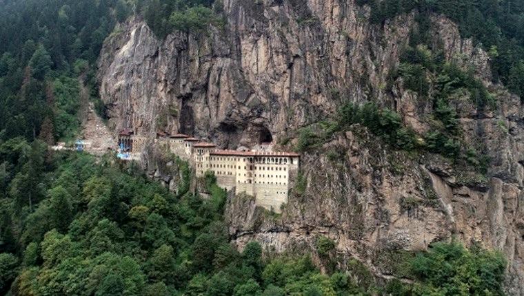 Trabzon Sümela Manastırı'ndan 900 bin ton kaya çıkarıldı