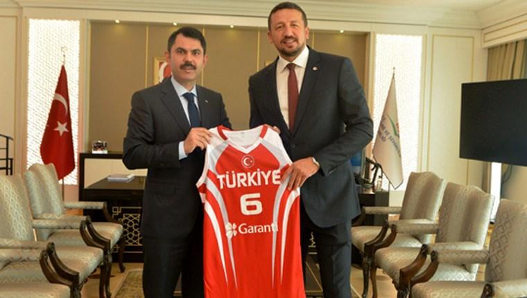 Hidayet Türkoğlu'ndan Murat Kurum'a ziyaret 