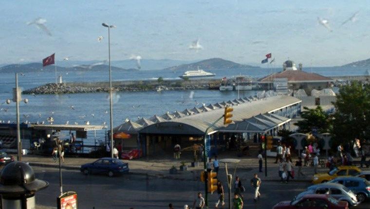 Kadıköy’deki balıkçı barınağı 10 yıl süre ile kiraya verilecek 