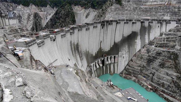 Yusufeli Barajı'nın yüksekliği 50 metreye ulaştı