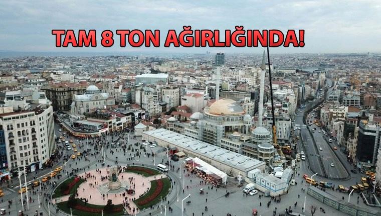 Taksim Camisi minaresinin külah bölümü yerleştirildi
