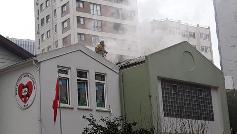Kadıköy'deki Atacan Anaokulu'nda yangın çıktı 