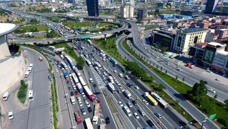 İstanbul’da pazar günü bazı yollar trafiğe kapatılacak!