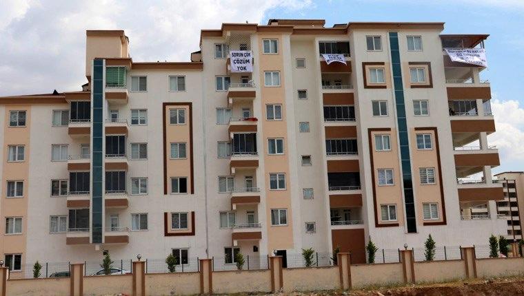 Gaziantep'te pankartlı "ev" tepkisi!