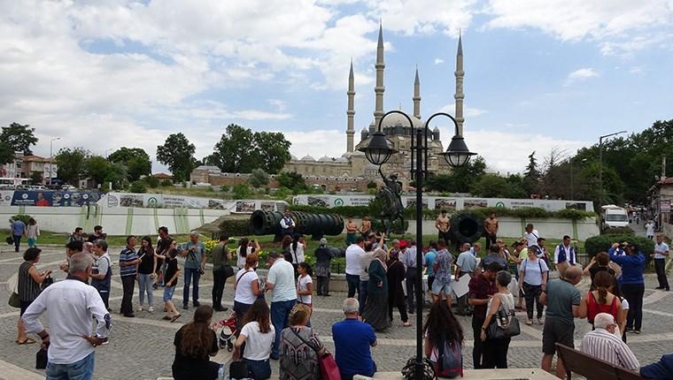 Edirne'de Kırkpınar başladı, otellerde yer kalmadı