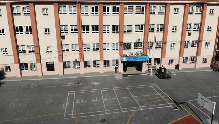 İstanbul'da deprem sonrası 5 ilçede 6 okul daha boşaltılacak