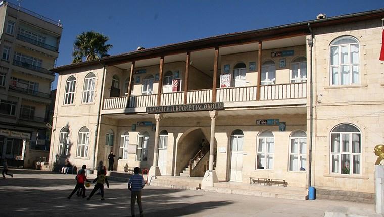 Türkiye’nin eğitime devam eden en eski okulu restore edilecek