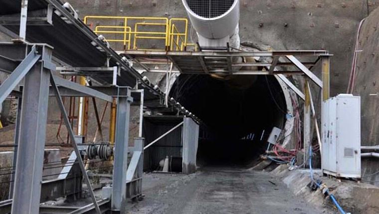 Türkiye'nin en uzun demir yolu tünelinde ışığa 600 metre kaldı
