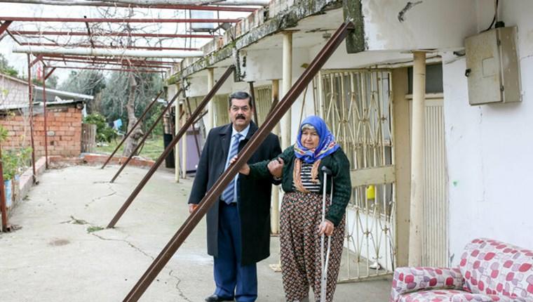 Antalya'daki 'eğik evler'de oturanlar korku içinde yaşıyor!