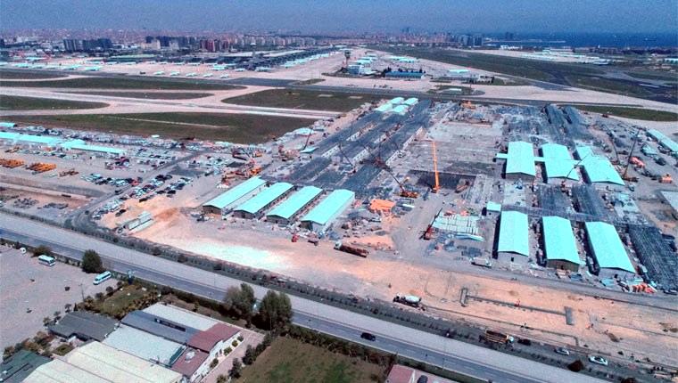 Atatürk Havalimanı’ndaki hastanenin çatı ve duvar montajı başladı
