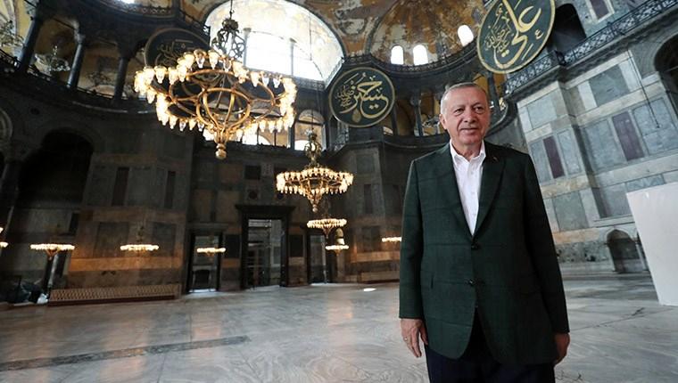 Cumhurbaşkanı Erdoğan, Ayasofya Camisi'nde!