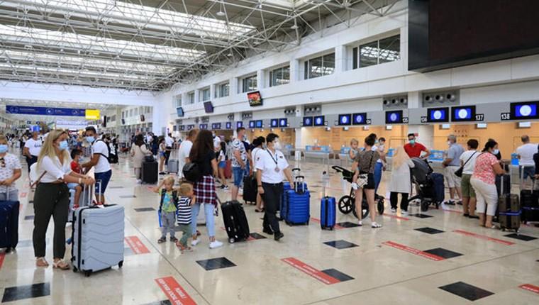 Antalya Havalimanı'ndan bir ayda 11 bin uçuş gerçekleşti
