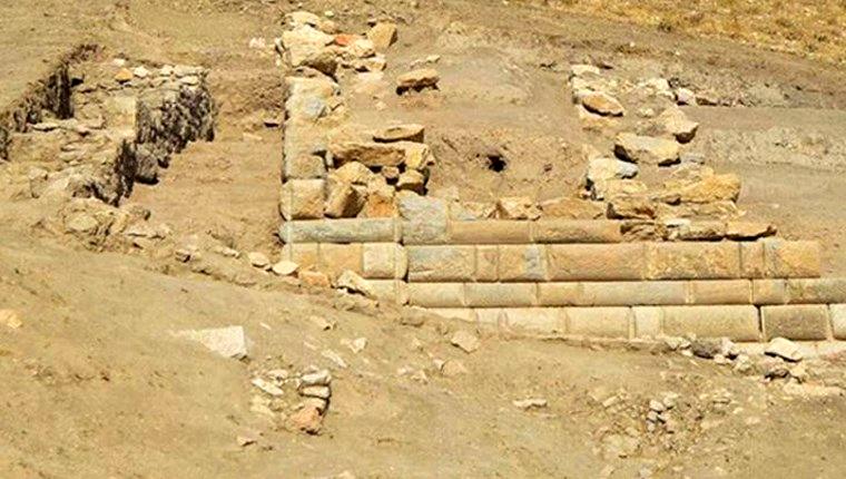 Afyonkarahisar'da Helenistik döneme ait 'duvar' bulundu