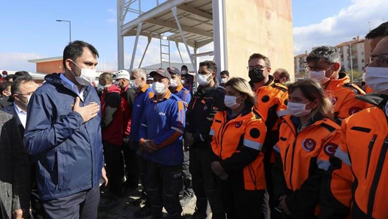 Bakan Kurum, İzmir'de konteyner kentleri inceledi!