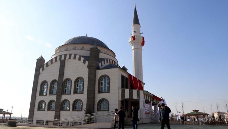 Elazığ Yazıkonak TOKİ Camisi ibadete açıldı!