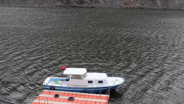 Artvin Barajı gölünde tekne turları için hazırlık sürüyor