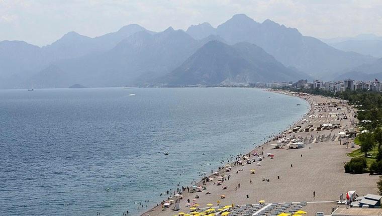 Antalya'ya gelen turist sayısı 1,5 milyonu aştı