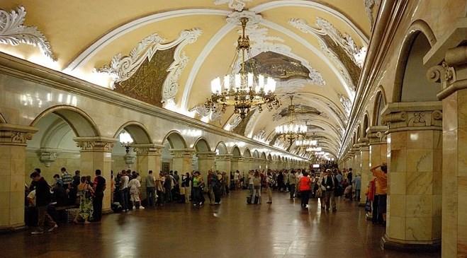 Moskova Metrosu'ndan özel kareler...