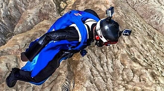 BASE Jumping'in Türkiye yüzü; Jak Kamhi!