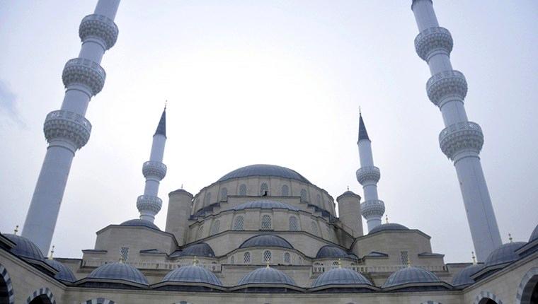 İşte Orta Asya'nın en büyük camisi!