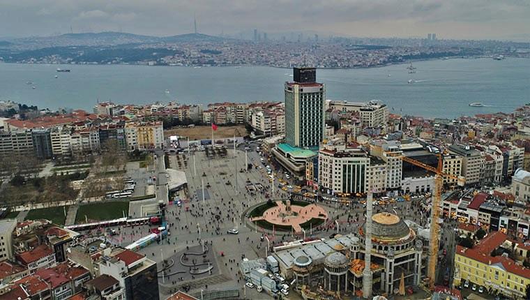 Çamlıca Kulesi Taksim Meydanı'ndan görüntülendi!