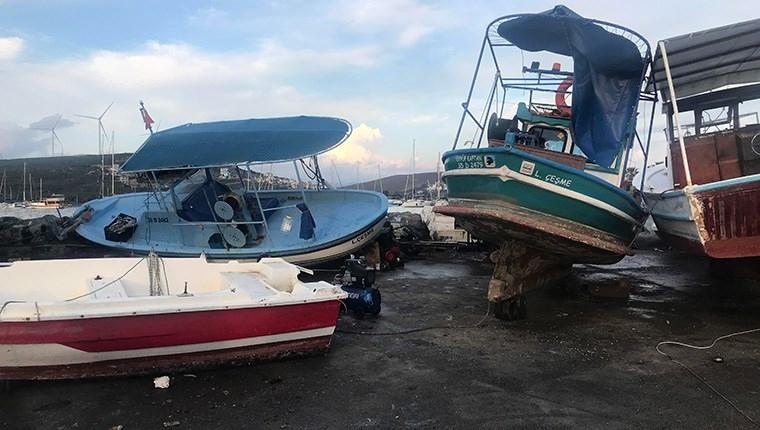 İzmir depremi tekneleri sürükledi! Tsunami uyarısı!