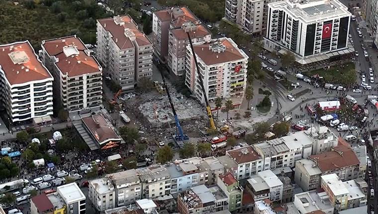 İzmir'de deprem bölgesi havadan görüntülendi