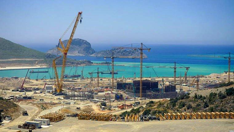 Sanayi ve Teknoloji Bakanı Mustafa Varank, Akkuyu Nükleer Güç Santraline (NGS) ilişkin, "İnşallah 2023 yılının sonunda ilk reaktör devreye alınacak ve burada elektrik üretilmeye başlayacak." dedi.