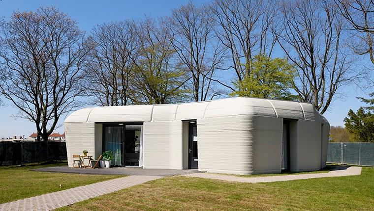 Eindhoven Teknik Üniversitesi, Eindhoven Belediyesi ve İnşaat firmalarının ortaklaşa geliştirdikleri proje kapsamında, dünyanın ilk 3 boyutlu yazıcıdan çıkan "yaşanabilir evi" inşa edildi.