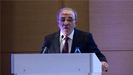 Fikret Bila, İzmir Kentsel Dönüşüm Zirvesi'nde konuştu